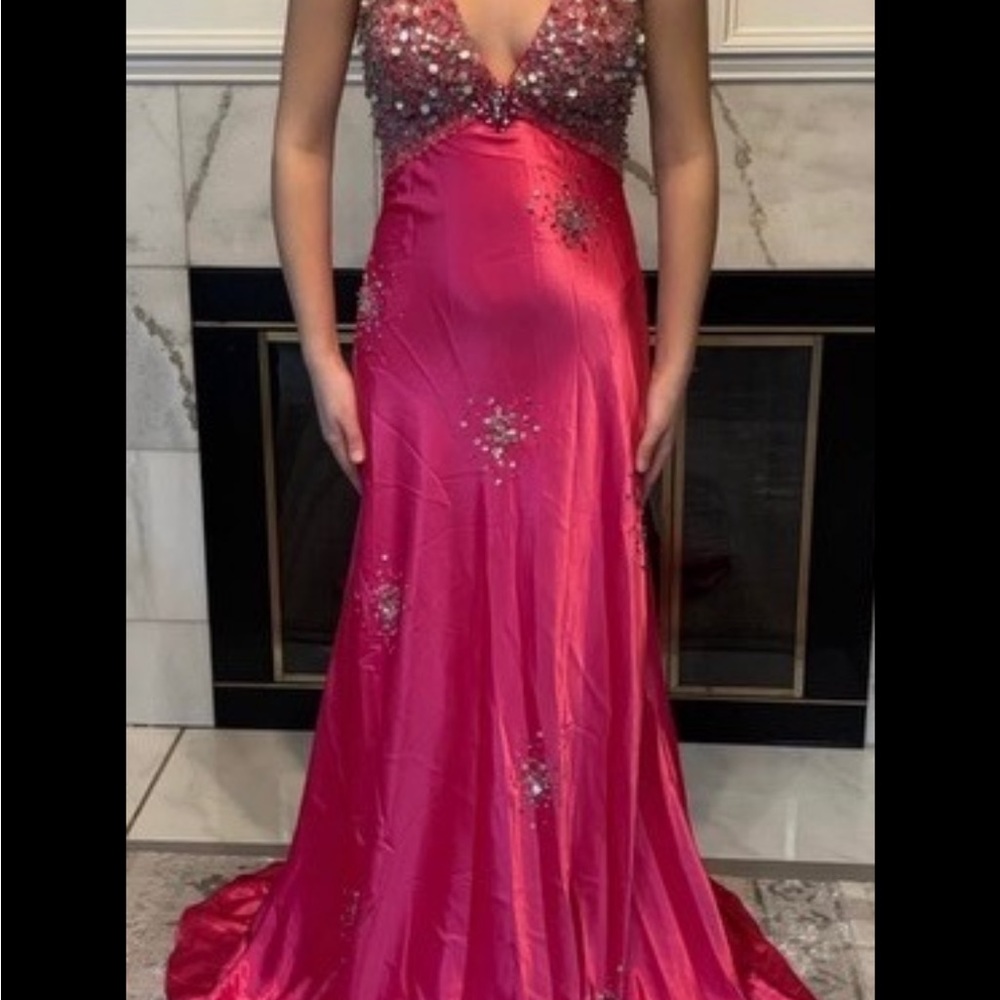 Prom/homecoming/ occasion dress . Fits size 4/6